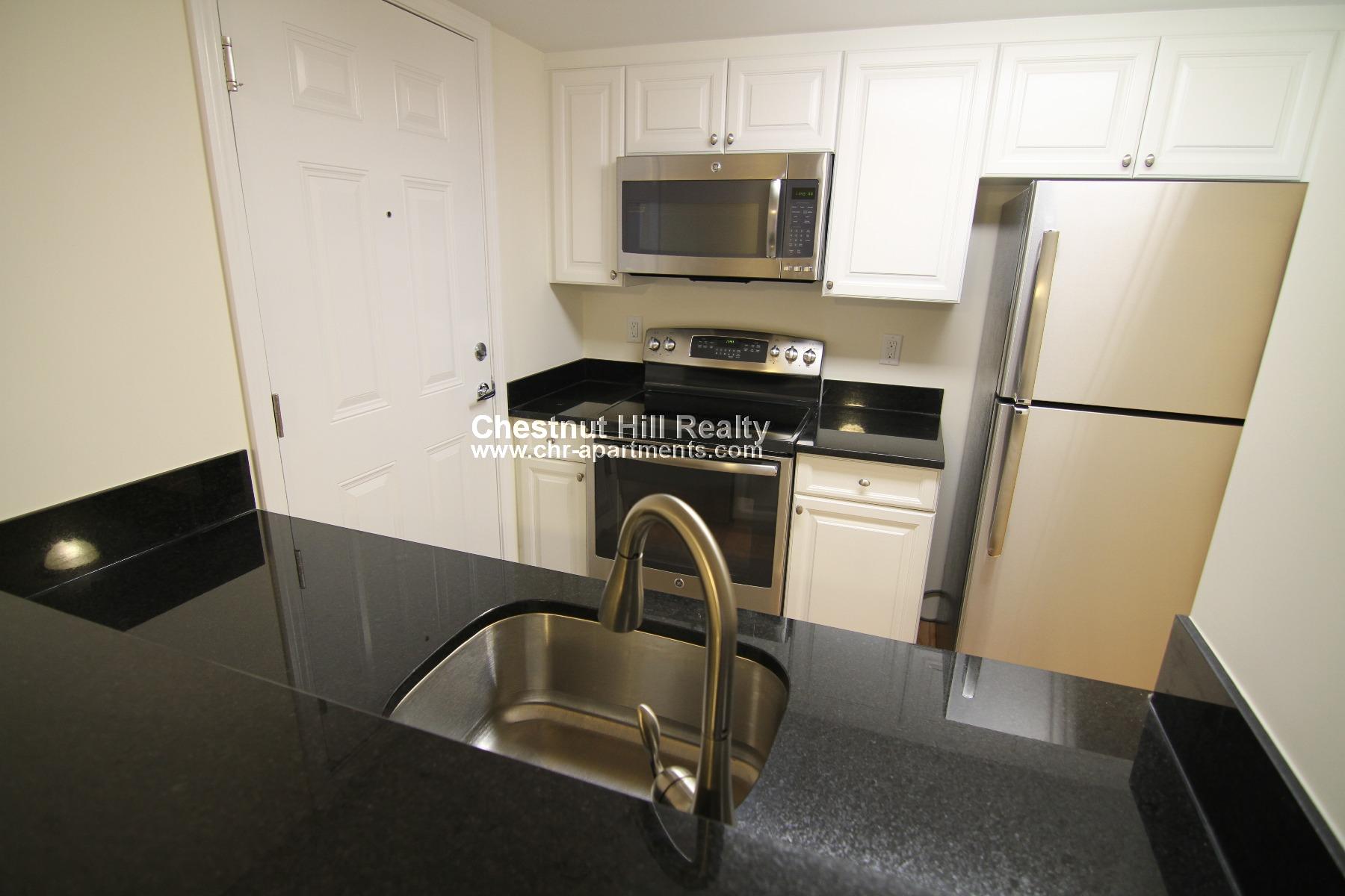 1 bed, 1 bath apartment for rent at 21 Wendell St Unit 08, Harvard Square — photo 4 of 6