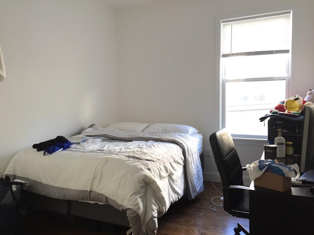3 bed, 1.5 bath apartment for rent at 15 Marney St Unit 2T, Wellington-Harrington — photo 4 of 7