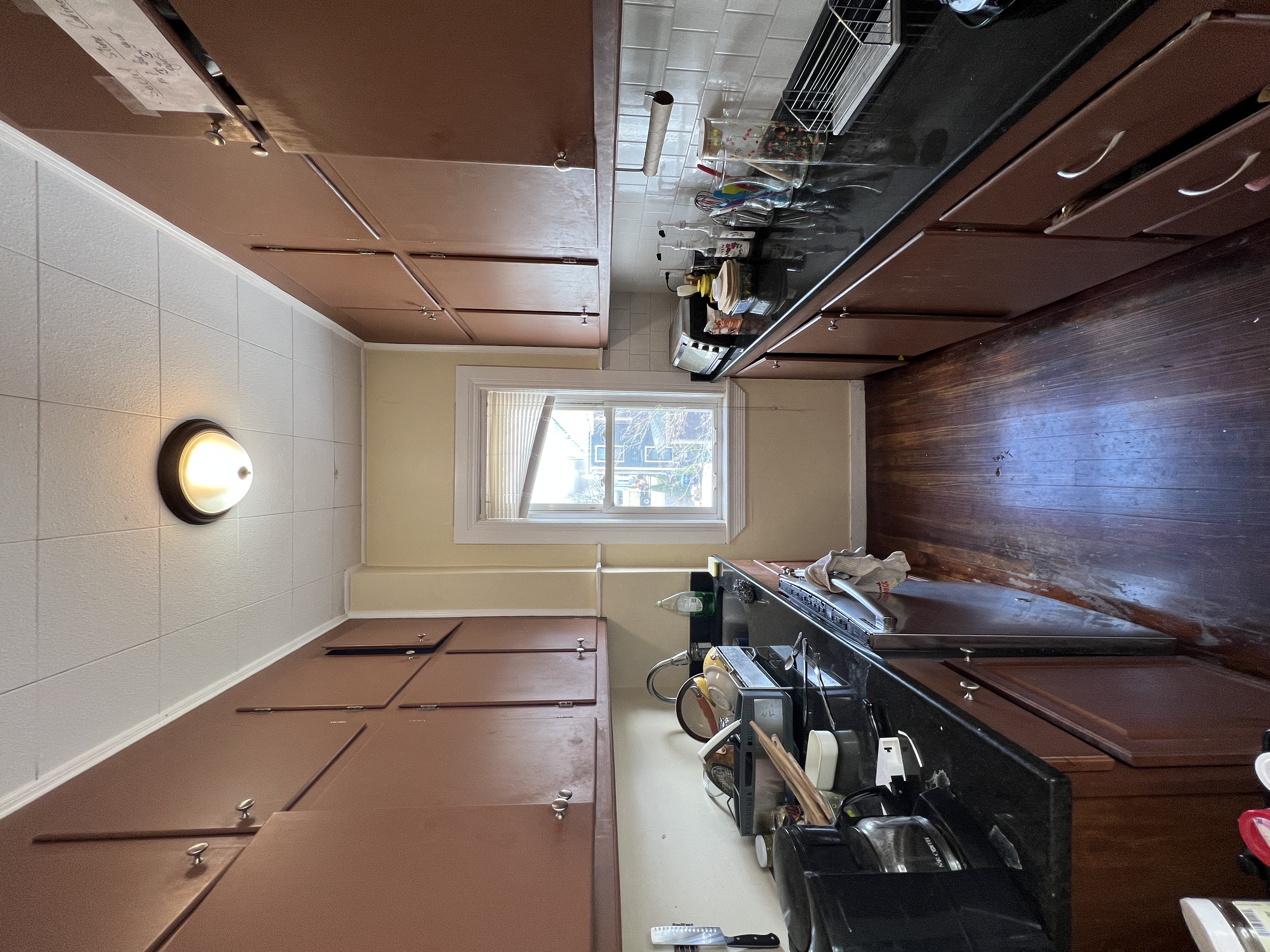 3 bed, 1 bath apartment for rent at 21 Chandler St Unit 1, Davis Square — photo 5 of 10