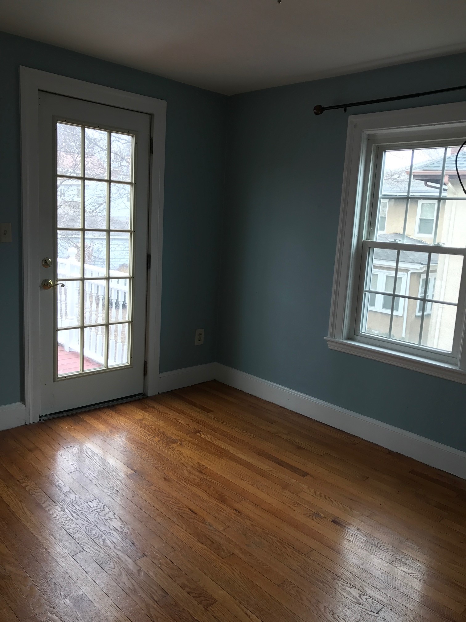 3 bed, 1 bath apartment for rent at 30 Mason St Unit 1, Salem — photo 5 of 15