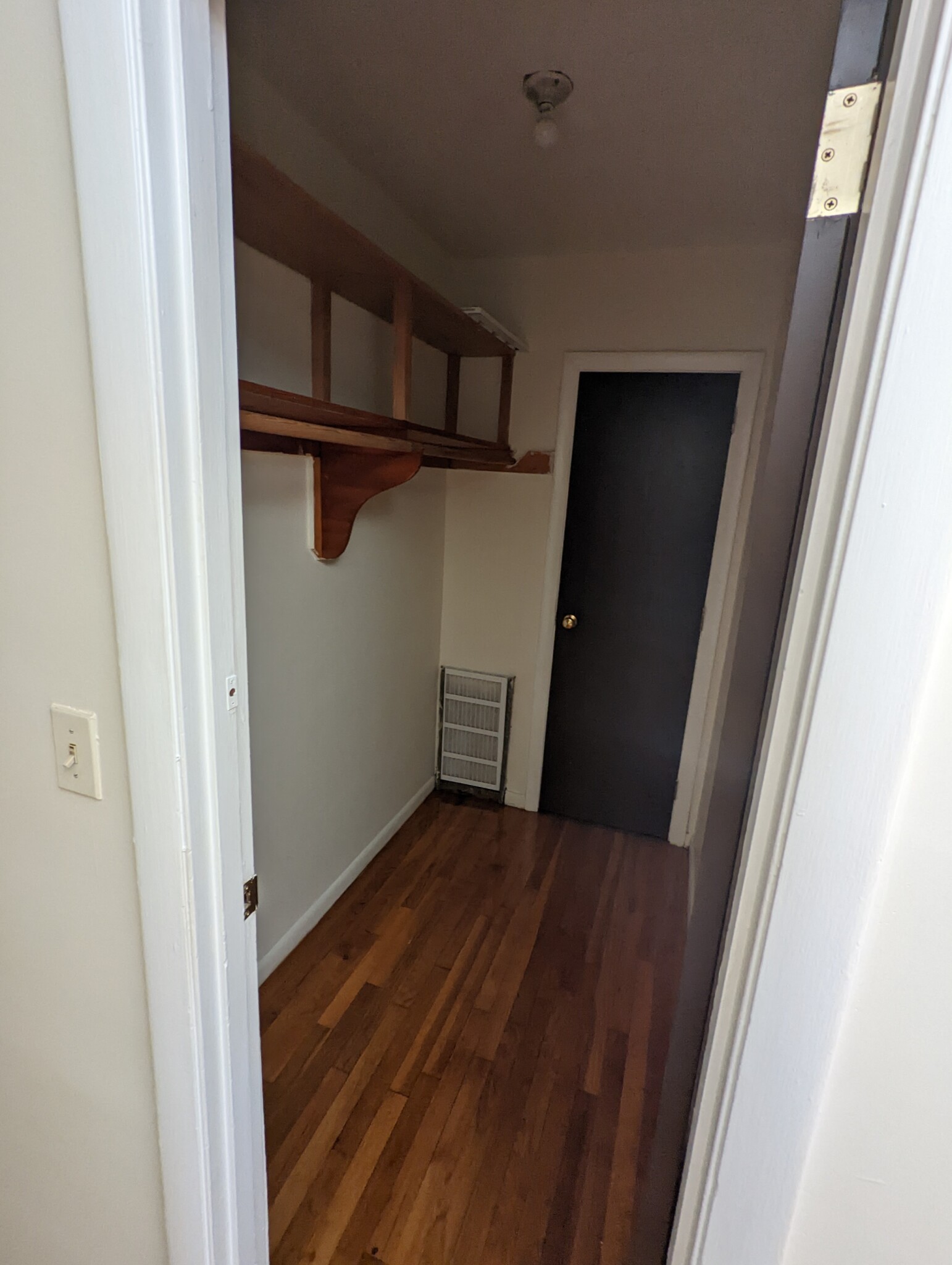 2 bed, 1 bath apartment for rent at 200 Central St Unit 7, Stoneham — photo 5 of 8