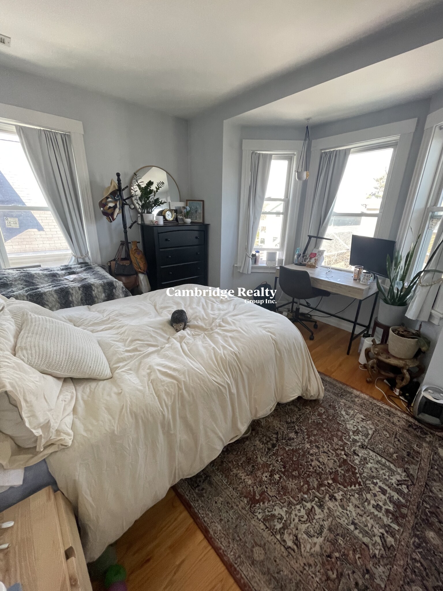 4 bed, 2 bath apartment for rent at 6 Durham St Unit 3T, Ward Two — photo 3 of 10