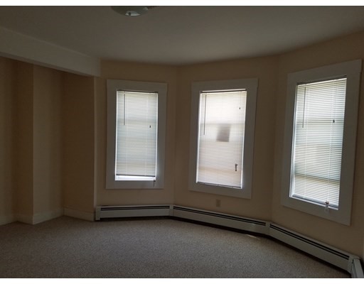 1 bed, 1 bath apartment for rent at 17 Duncan St Unit 1, Dorchester — photo 31 of 33