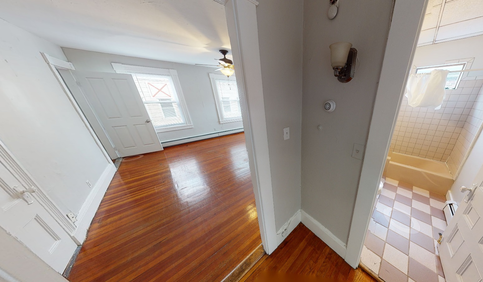 1.5 bed, 1 bath apartment for rent at 56 Hancock St Unit 4T, Riverside — photo 5 of 11