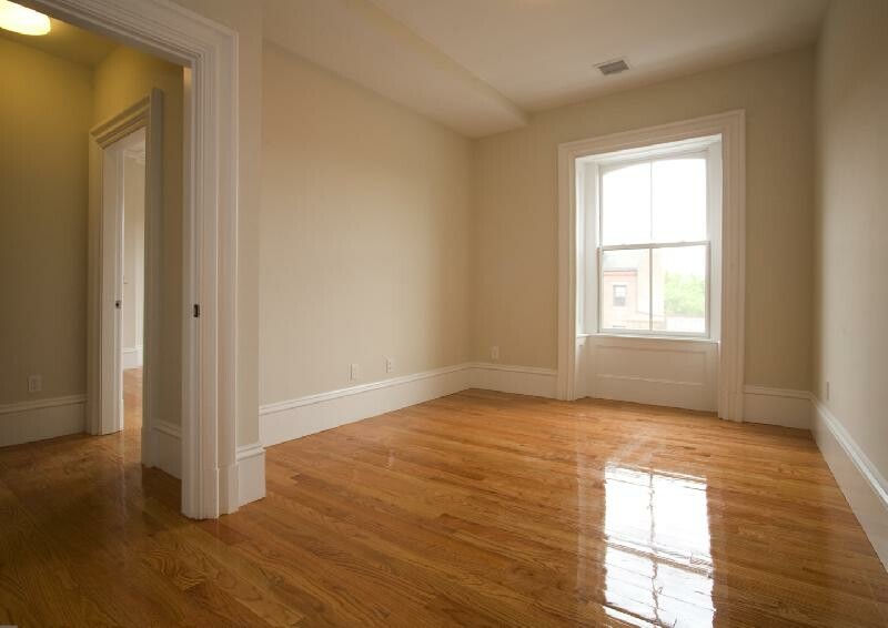 3 bed, 1 bath apartment for rent at 54 E Springfield St Unit 5, South End — photo 5 of 6