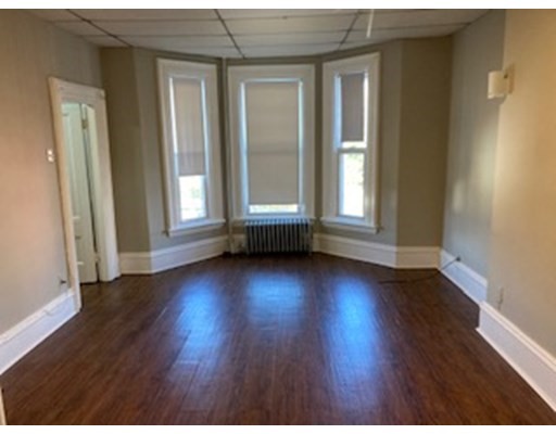 1 bed, 1 bath apartment for rent at 7 Winthrop St Unit 2, Roxbury — photo 11 of 14