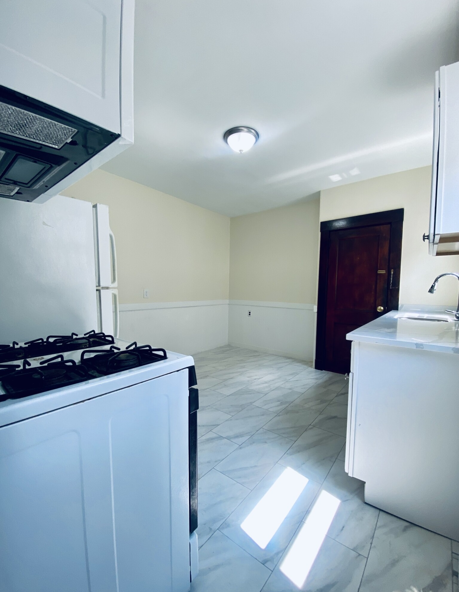 3 bed, 1 bath apartment for rent at 41 Michigan Ave Unit 1T, East Somerville — photo 5 of 18