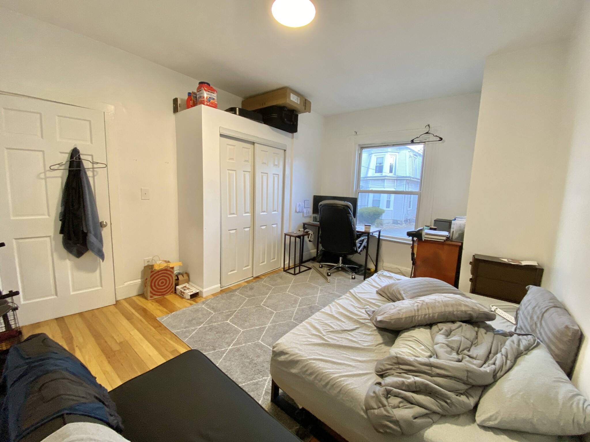 3 bed, 1 bath apartment for rent at 13 Higgins St Unit T, Allston — photo 4 of 17