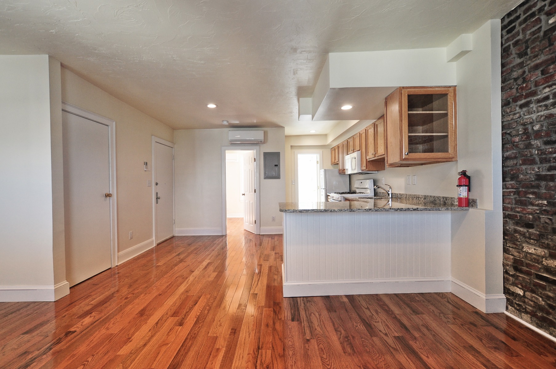 1 bed, 1 bath apartment for rent at 2 Grimes St Unit 2, South Boston — photo 4 of 6