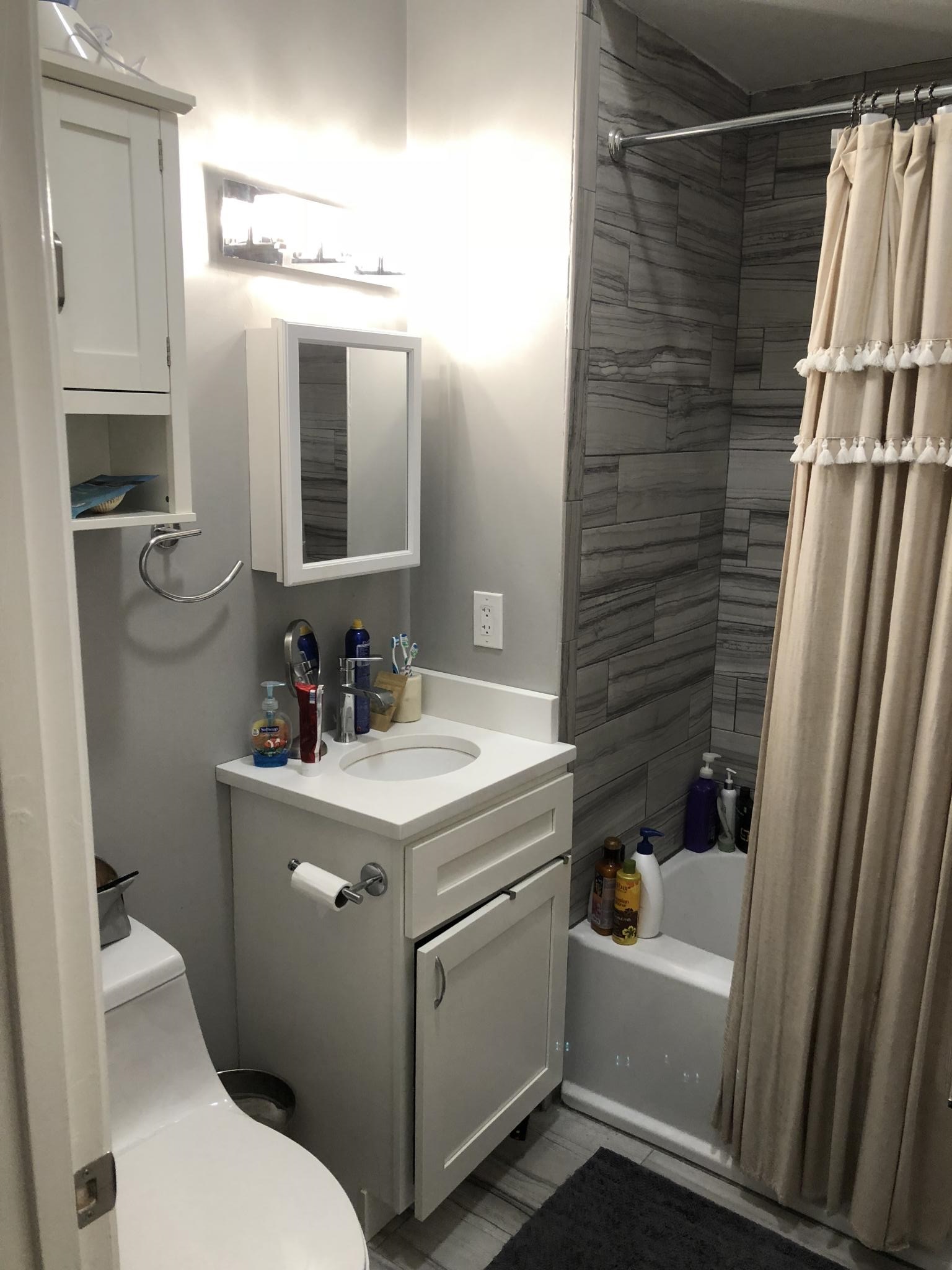 1 bed, 1 bath apartment for rent at 150 4th St Unit 1A, South Boston — photo 4 of 6