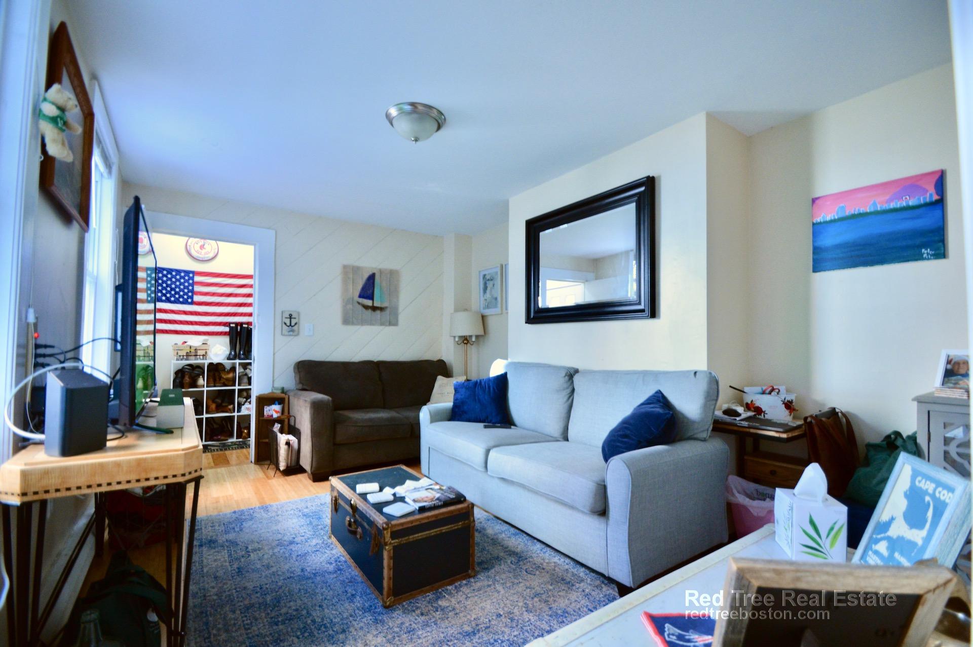 3 bed, 1 bath apartment for rent at 15 Havre St Unit 2, East Boston — photo 4 of 6