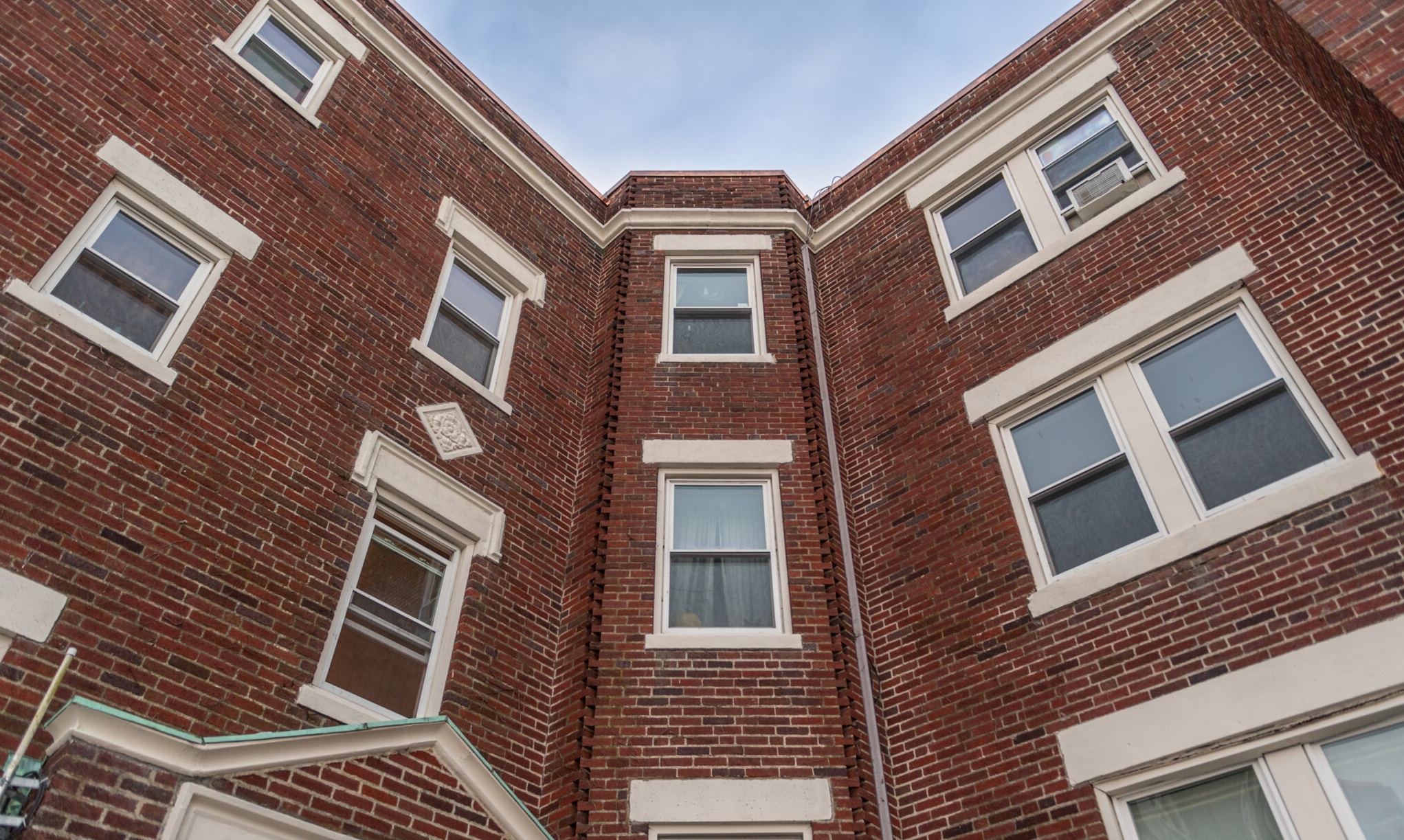 2 bed, 1 bath apartment for rent at 840 Massachusetts Ave Unit 13, Arlington — photo 4 of 8