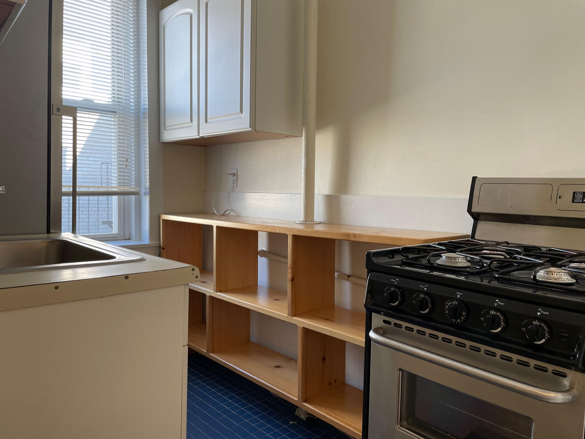 Studio bed, 1 bath apartment for rent at 125 Park Dr Unit 37, Fenway — photo 5 of 6