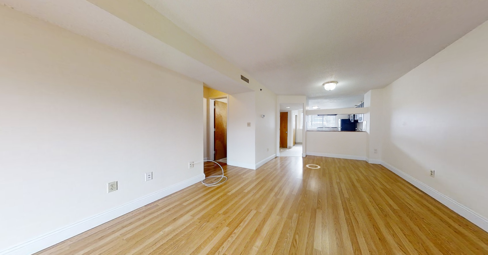 3 bed, 1.5 bath apartment for rent at 144 North Beacon St Unit B4, Brighton — photo 4 of 10