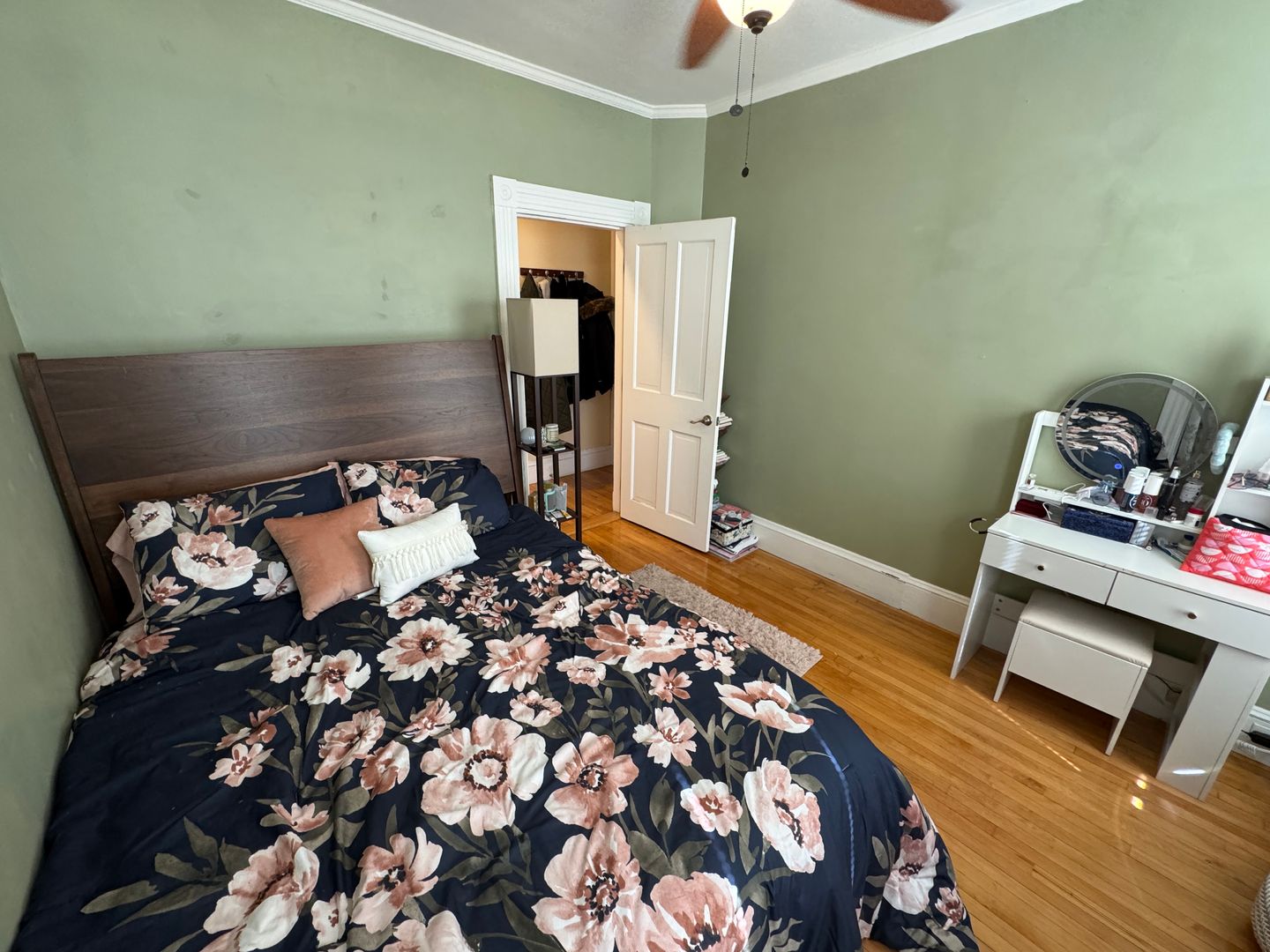 176 Elm St, North Cambridge