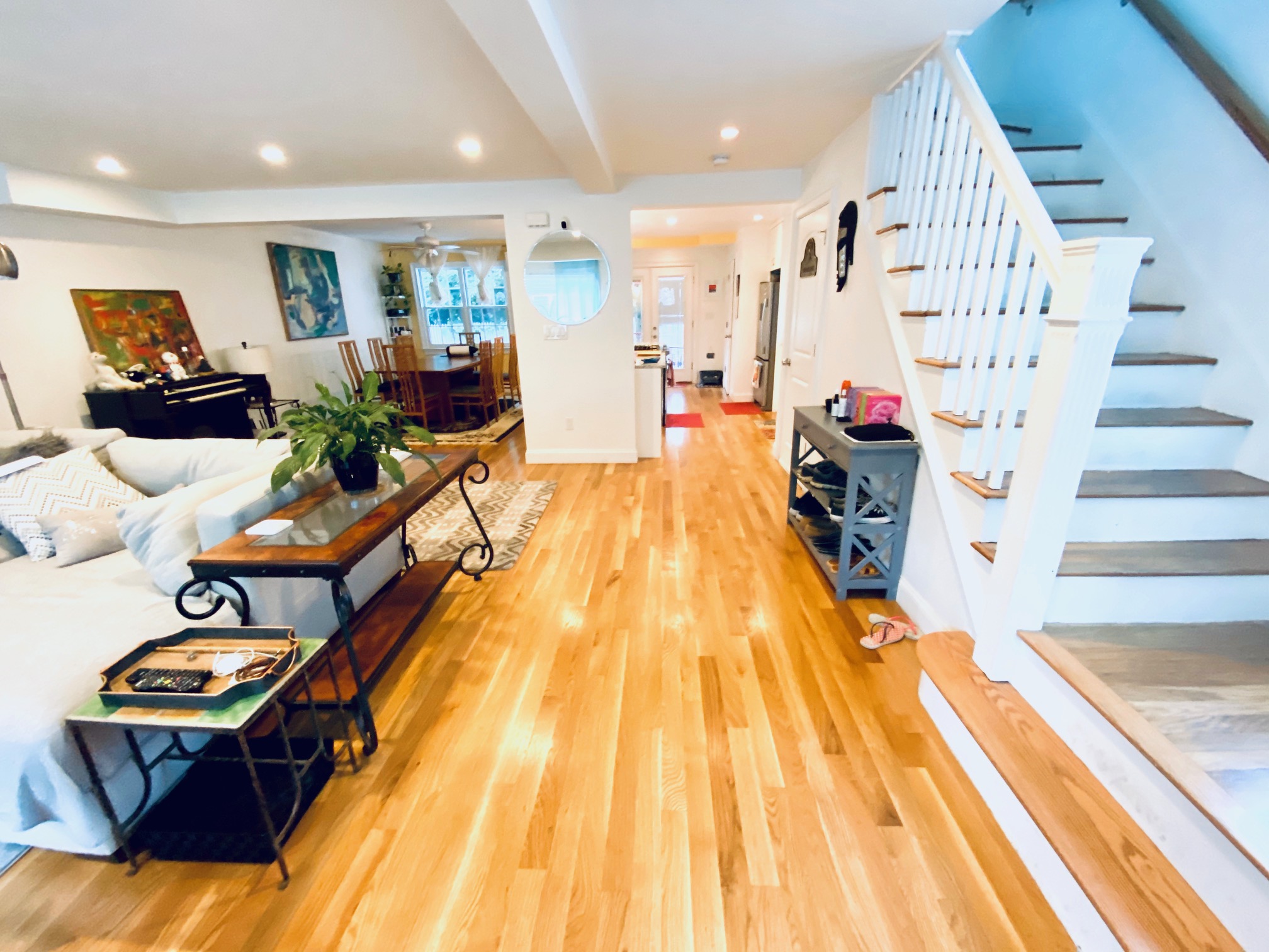 4 bed, 2.5 bath apartment for rent at 93 Easton St Unit 1, Allston — photo 2 of 12