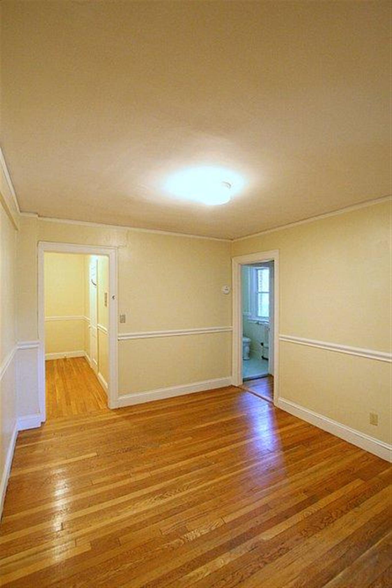 1.5 bed, 1 bath apartment for rent at 7 Craigie Cir Unit 23, Harvard Square — photo 13 of 19