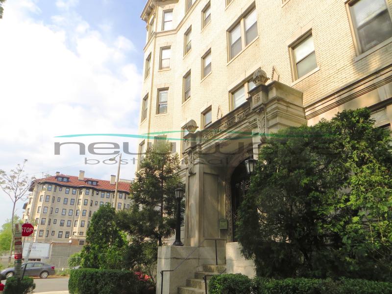 50 Charlesgate East, Fenway