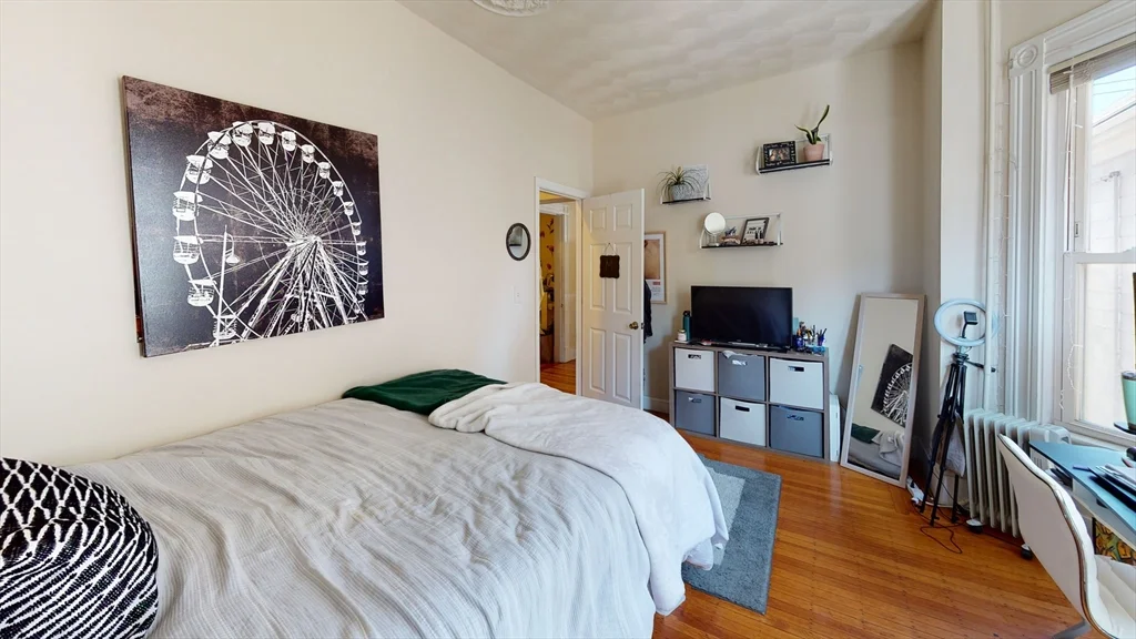 27 Falcon, Eagle Hill