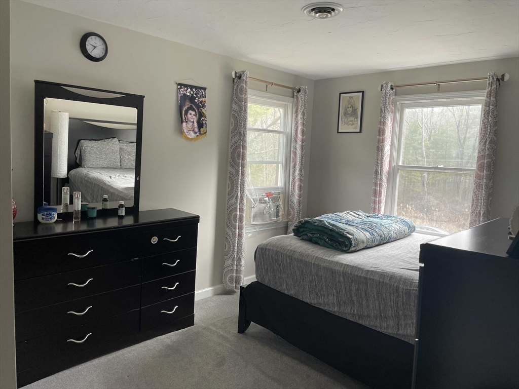 97 Metropolitan Ave, Ashland