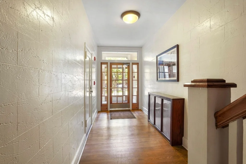 228 Commonwealth Ave, Back Bay