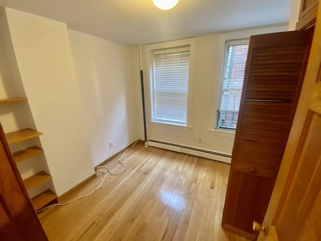 35-37 Garden St, Beacon Hill