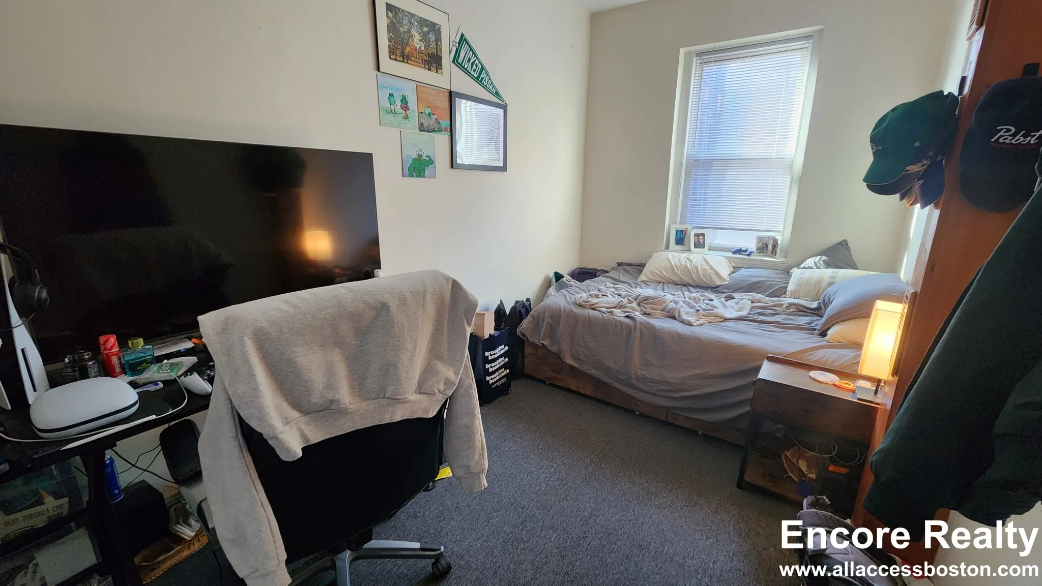 19 Aberdeen St, Fenway