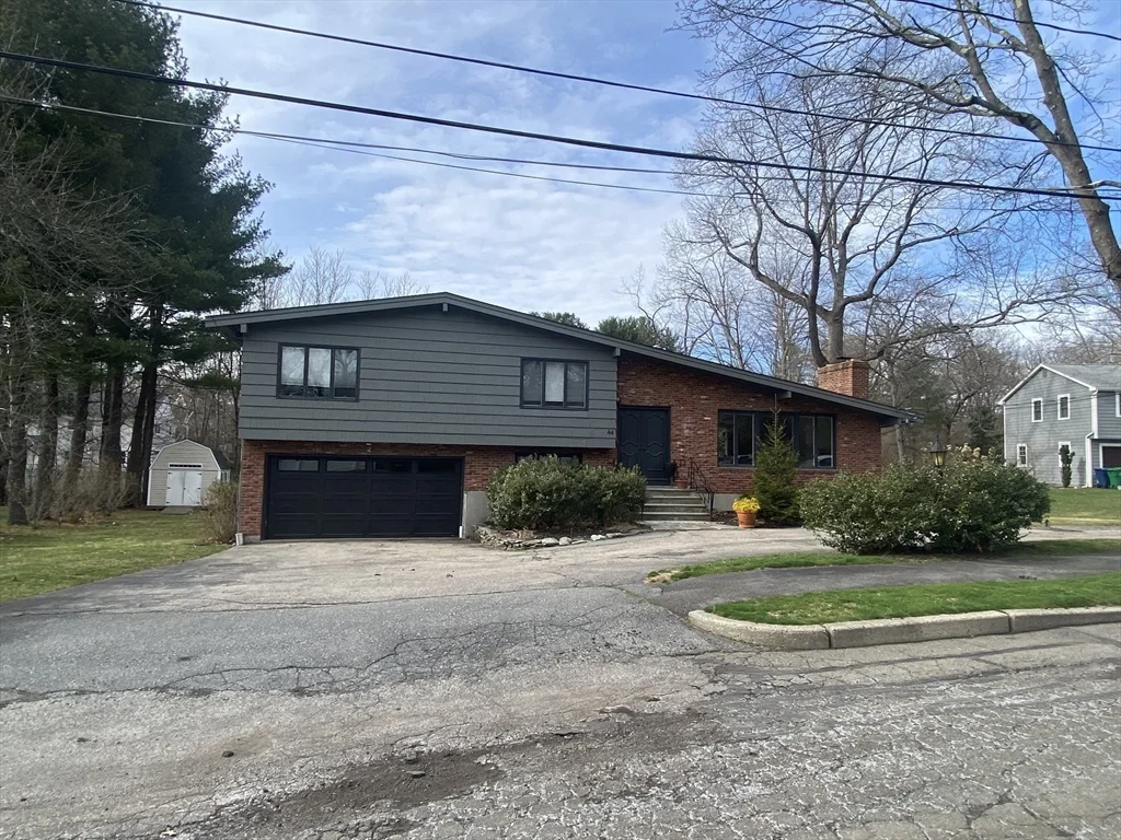44 Marla Circle, Chestnut Hill