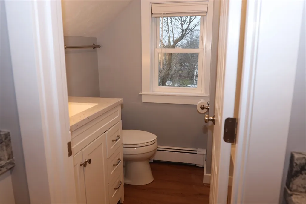 73 Everett St, Middleboro