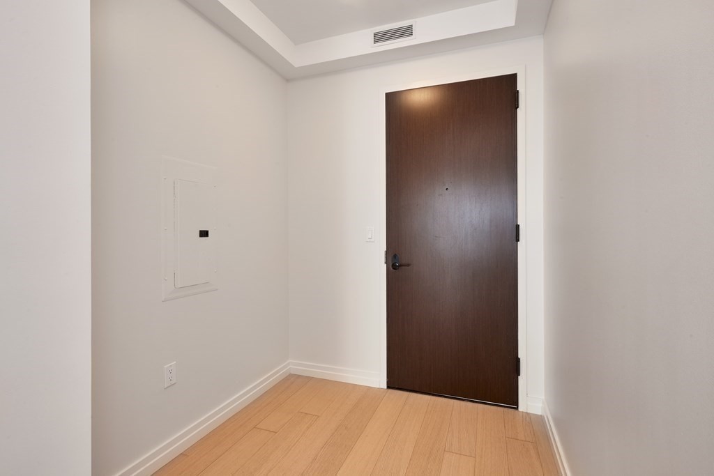 1 Franklin St, Downtown