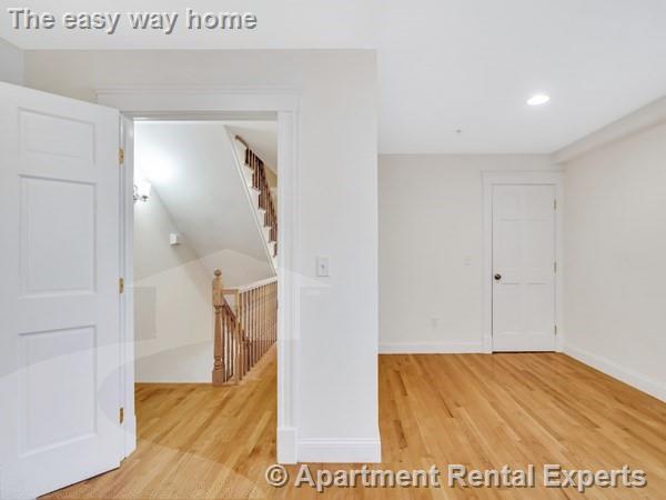 2 Sherman Ct, Winter Hill