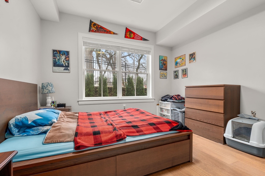 425 Lagrange St, West Roxbury