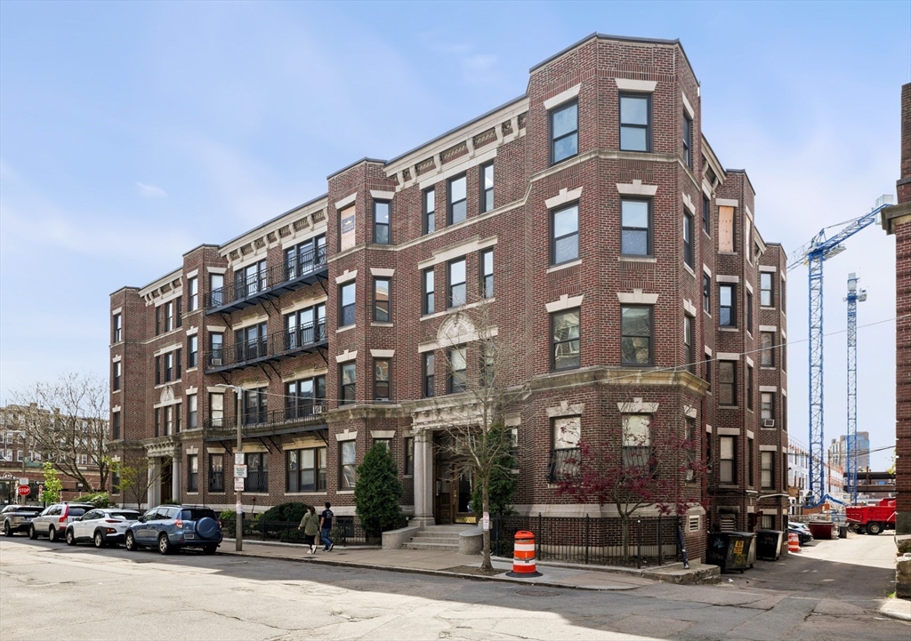 107 Jersey St, Fenway