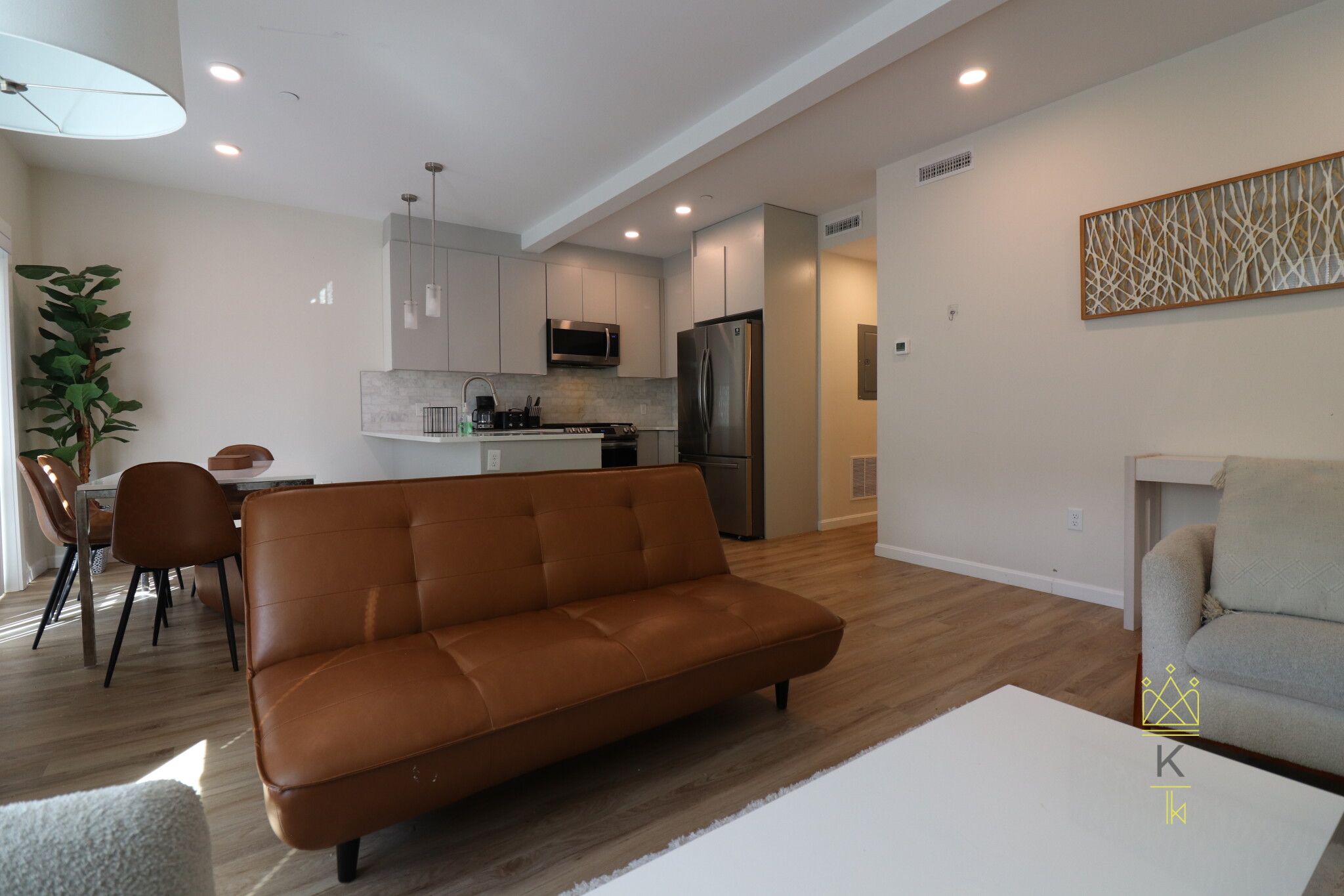 458 Washington St, Brighton