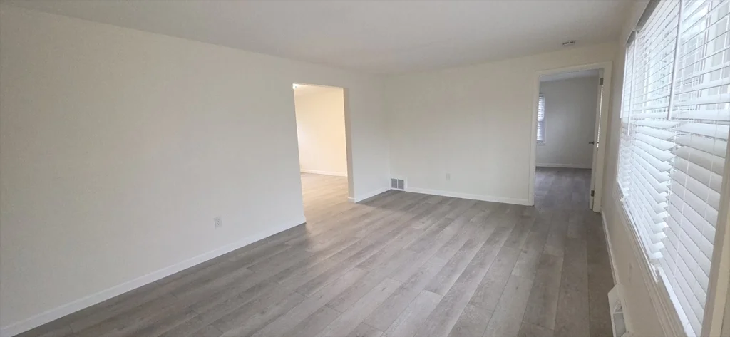 3 Maple Ave, Oxford
