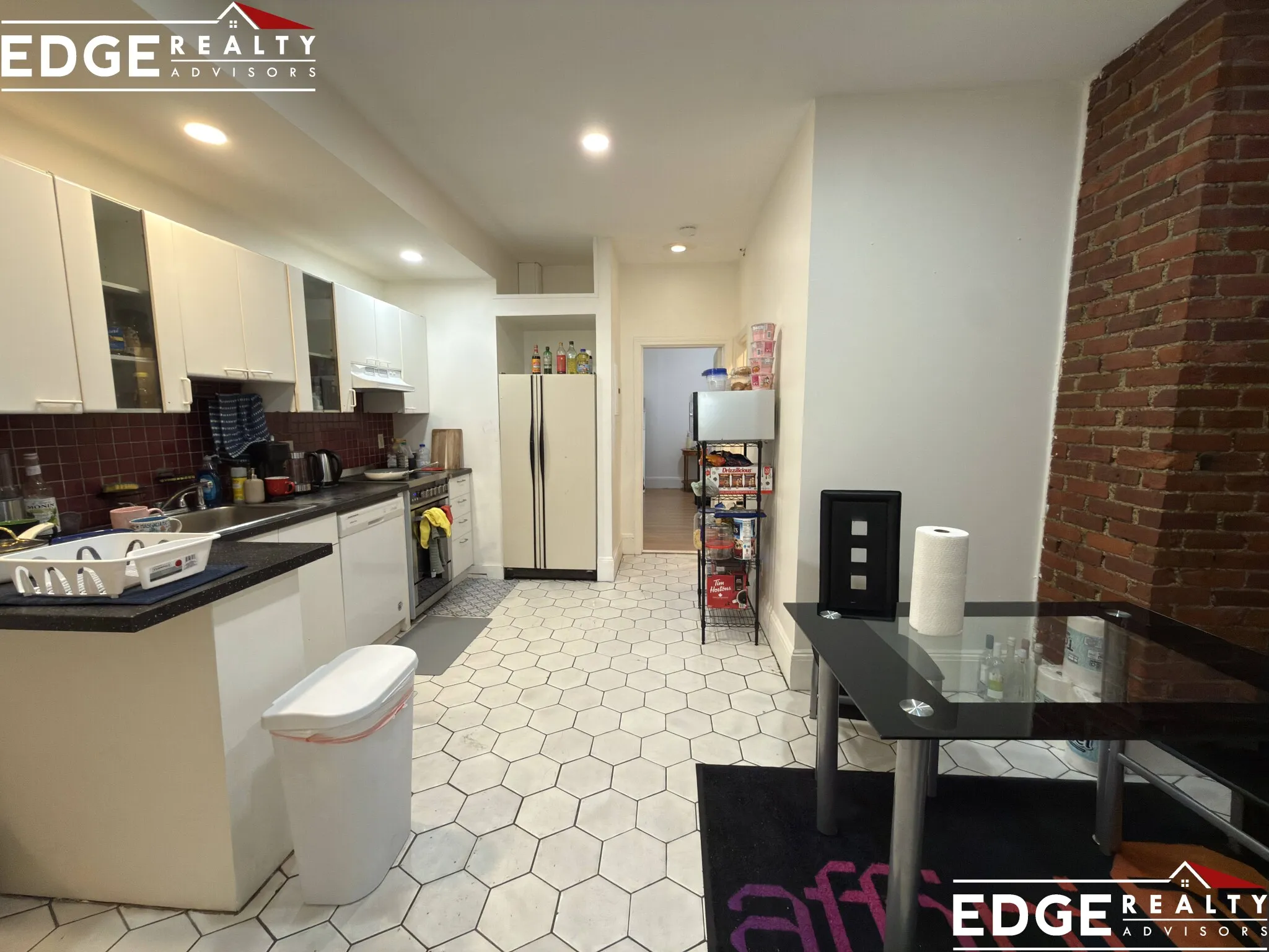 43 Park Vale Ave, Brighton