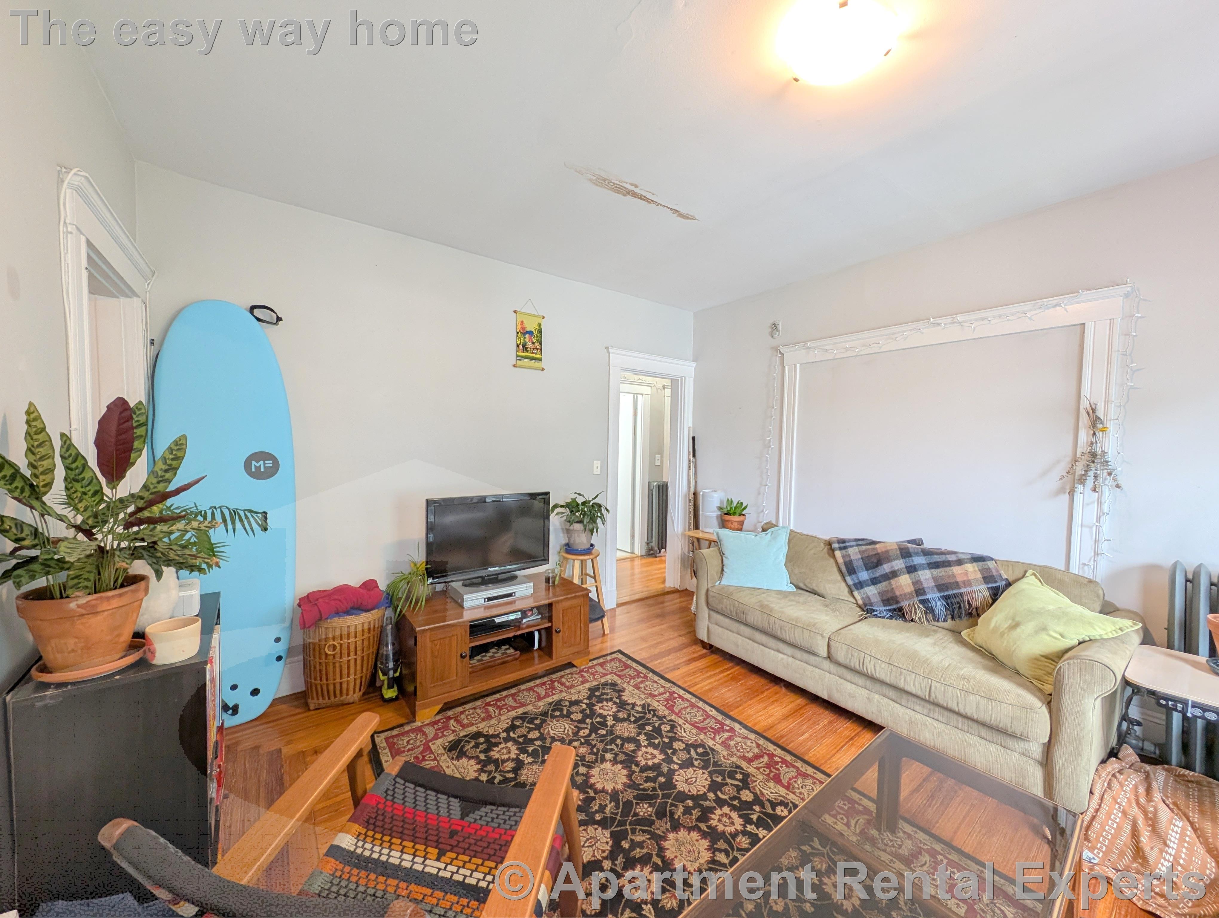 41 Belknap St, Teele Square