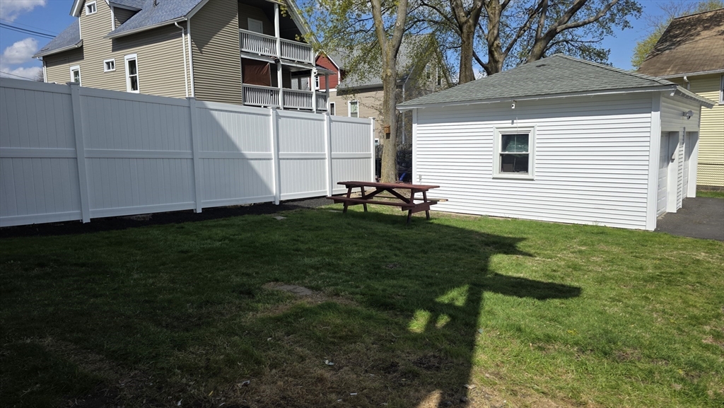 20 Reeves St, Quinsigamond Valley