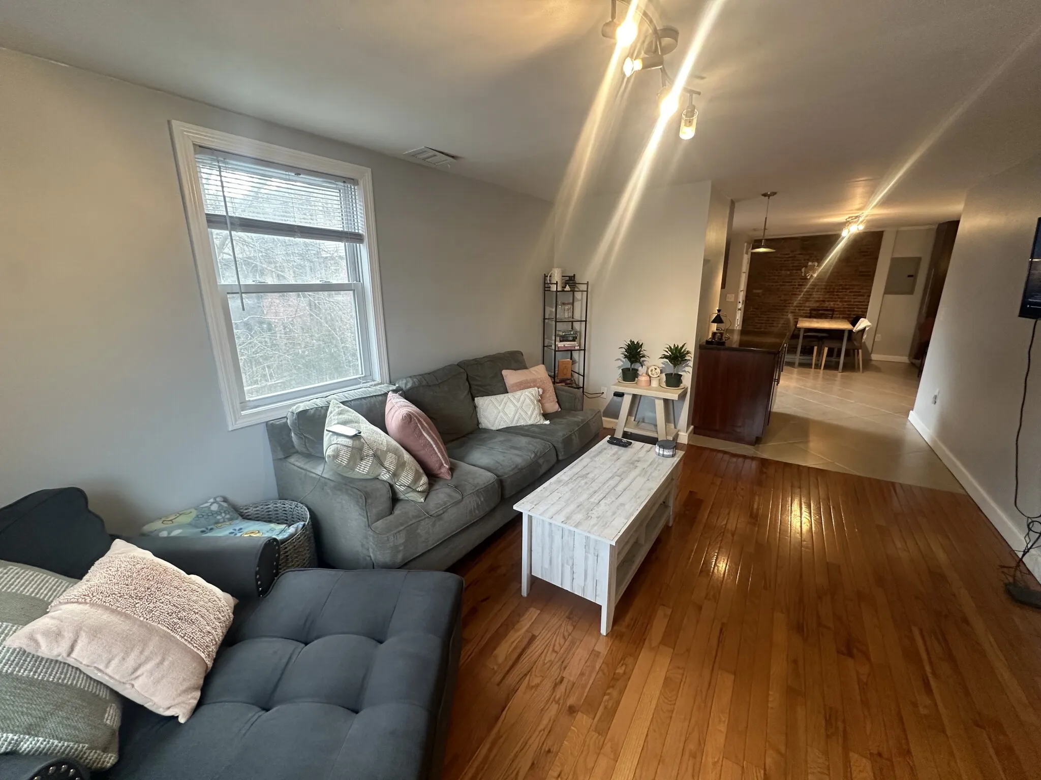 202 Third St, East Cambridge