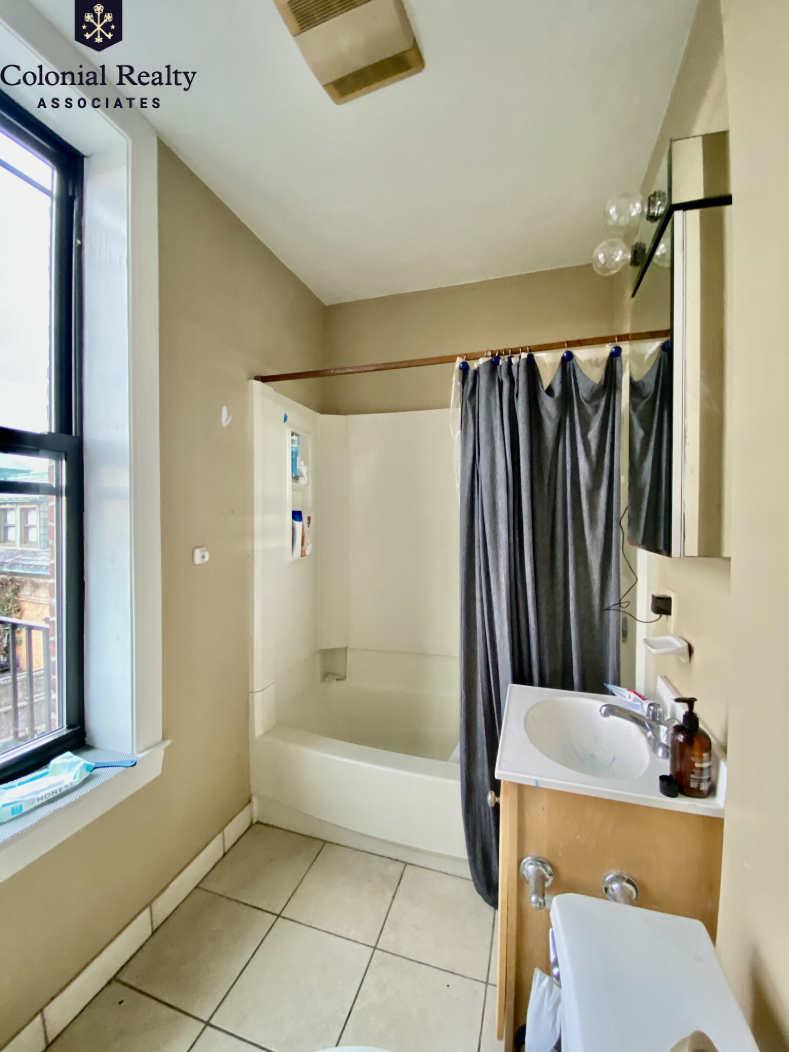 19 Highgate St, Allston