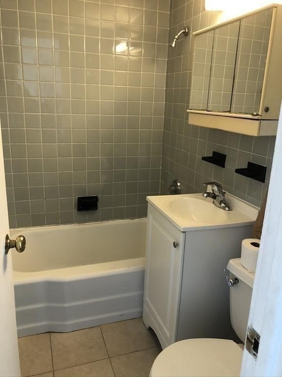 4 Commonwealth Ct, Brighton