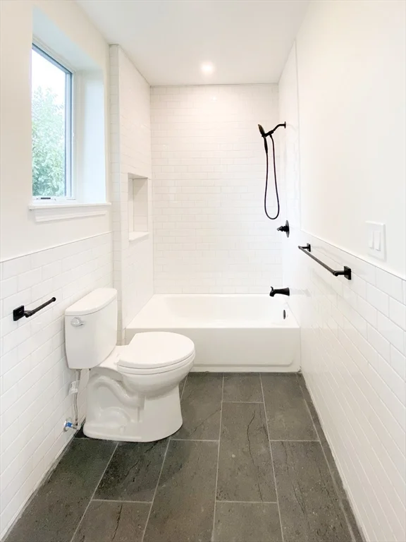 171 Everett St, Allston