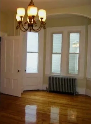 75 Alleghany St, Mission Hill