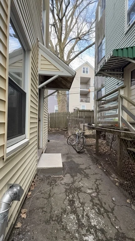 26 Darling, Mission Hill