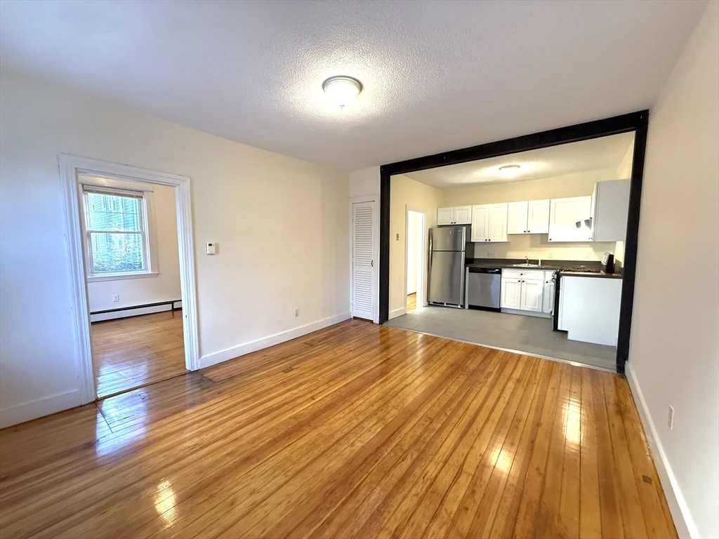 18 Roberts St, Brookline