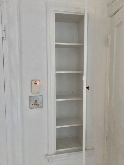 248 Newbury St, Back Bay