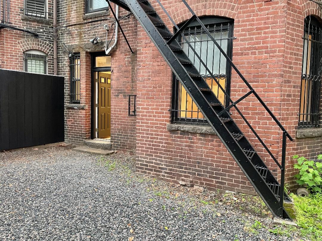 1077 Beacon St, Longwood