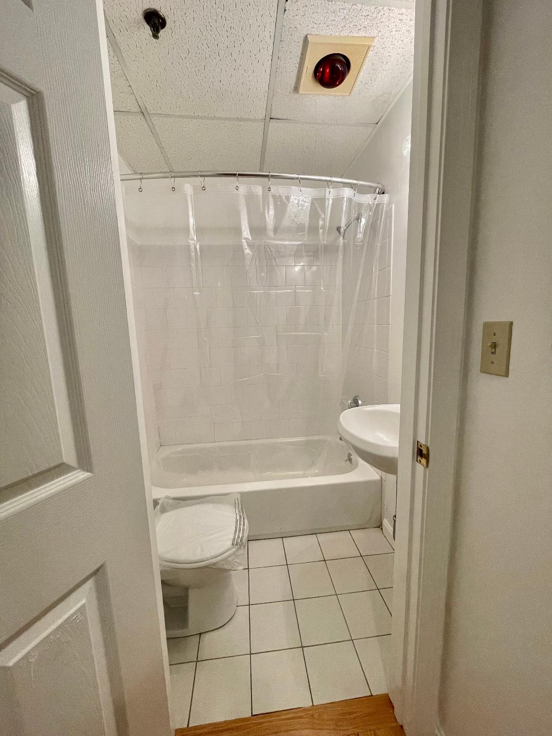 1077 Beacon St, Longwood