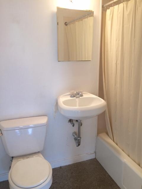 272 Newbury St, Back Bay