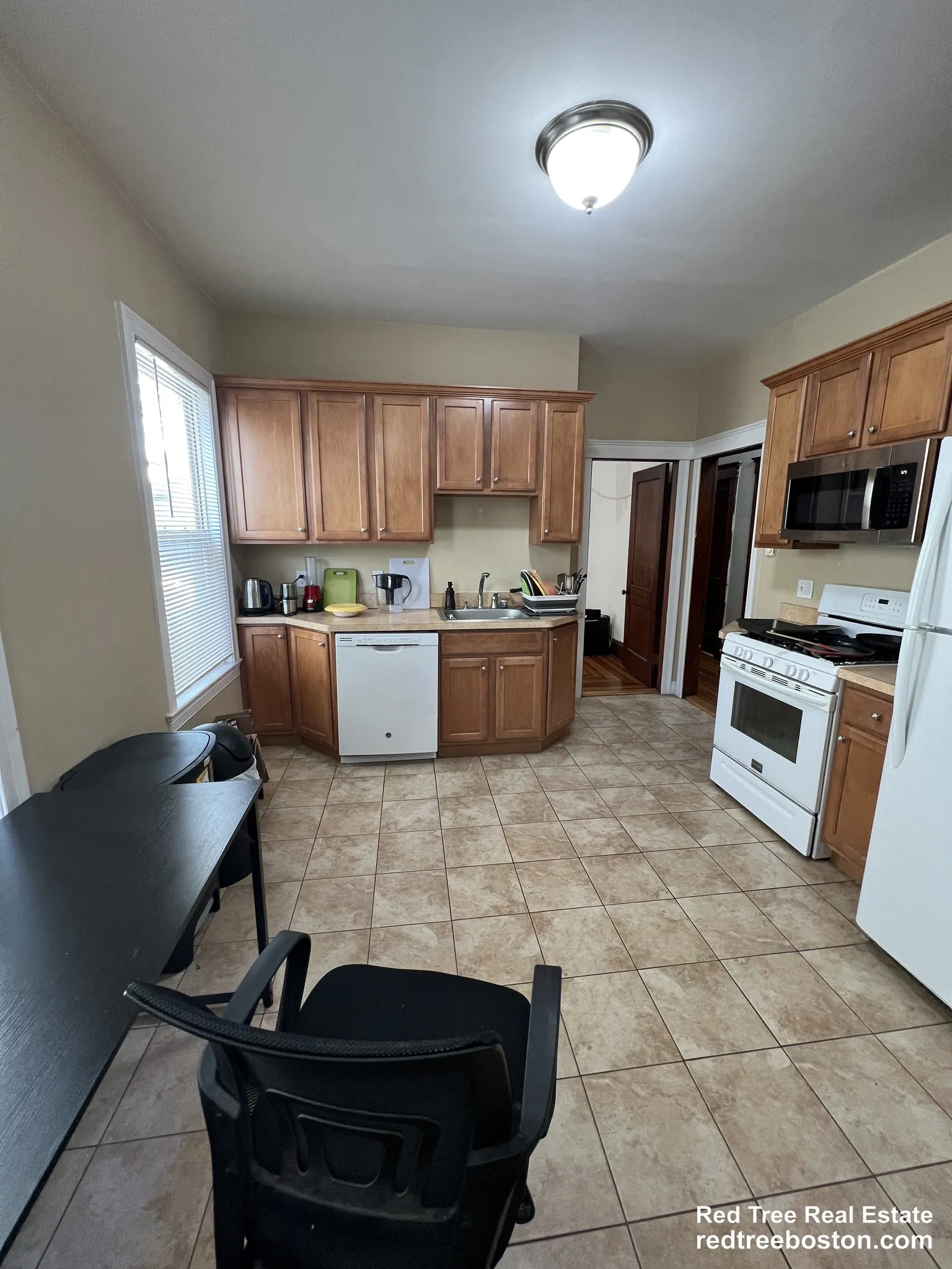 223 Holland St, Teele Square